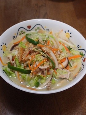牛乳でとんこつ風!?★ダンナちゃんぽん★